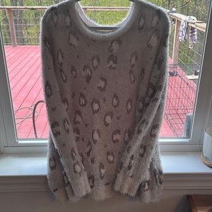 Grace & Lace leopard print sweater